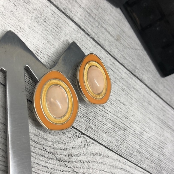 VINTAGE Signed CS for AVON Celia Sebiri Pink Rose Quartz Cabochon Earrings Trend - Picture 6 of 6